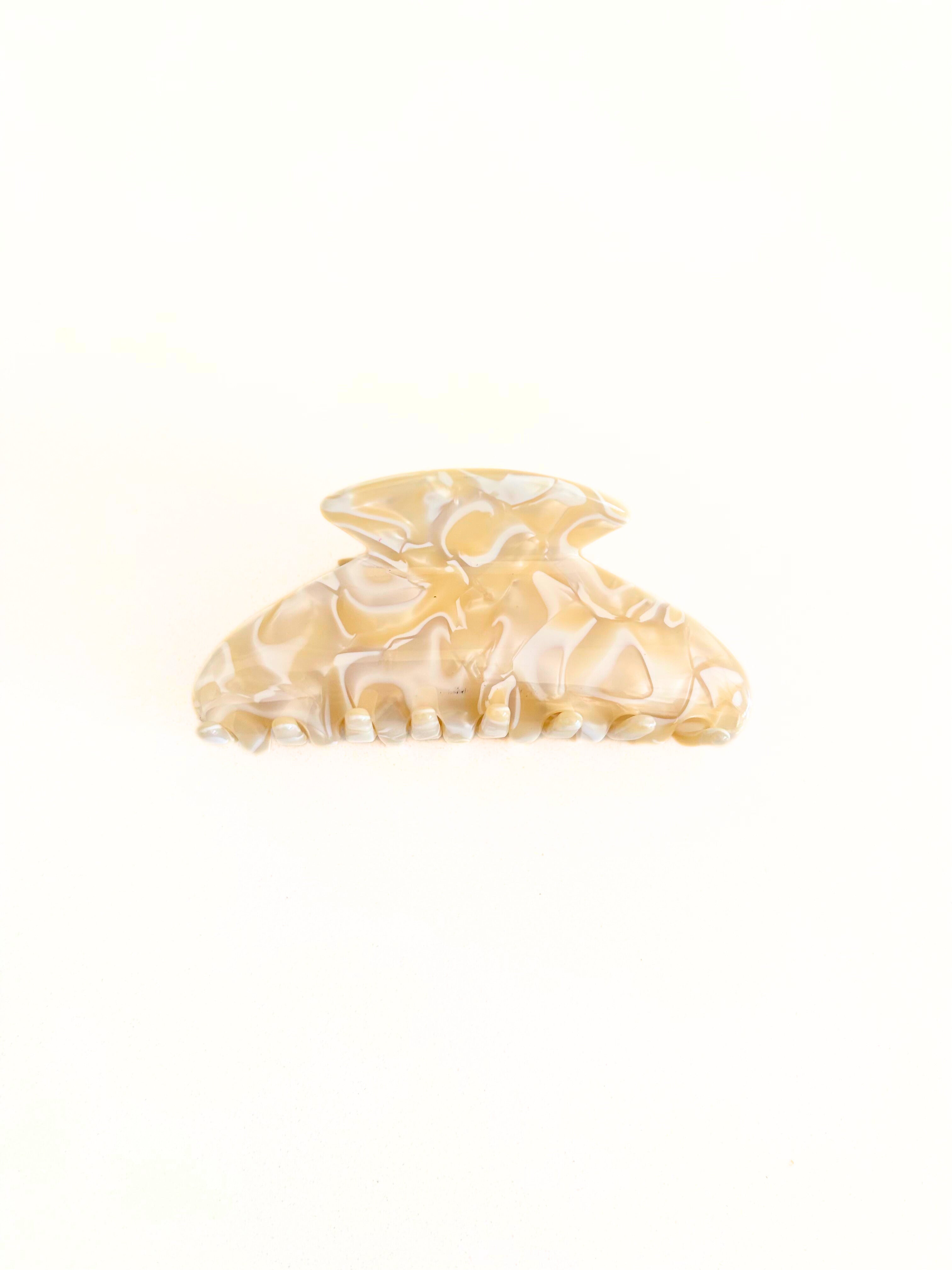 Hair Claw in Buttercream