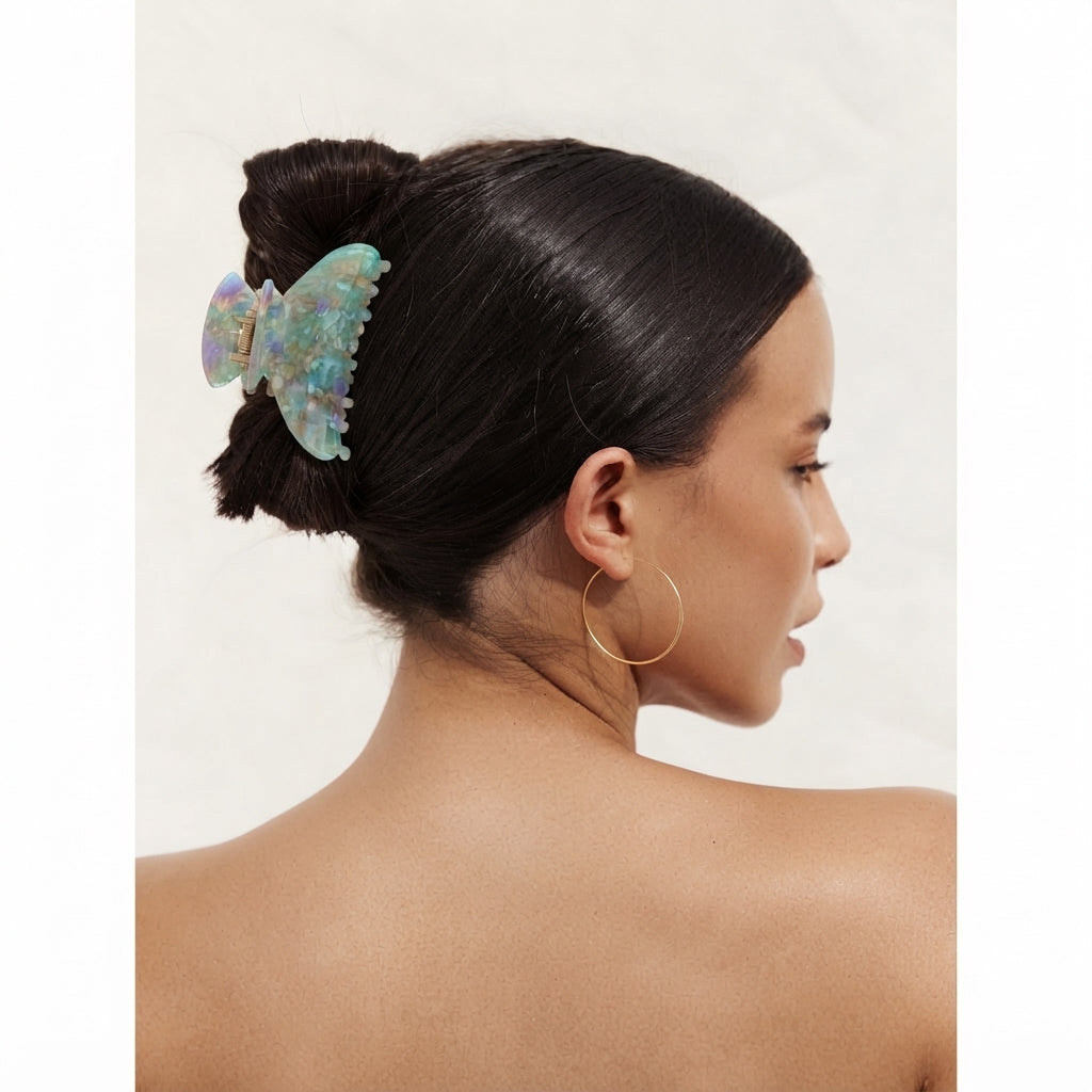 Hair Claw in Seafoam Green